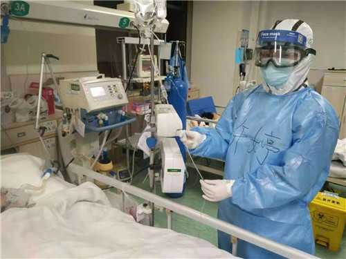 陕西医疗队精心治疗使多名病人去掉呼吸机